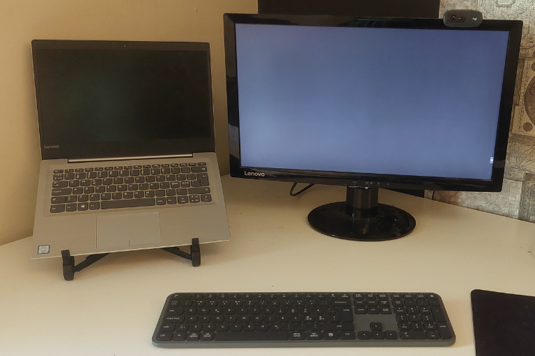 do you need a keyboard with a laptop stand - dual-screen set up